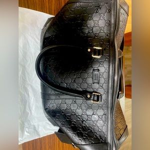 Used but as new gucci bag